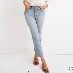 Madewell The Curvy Perfect Vintage Jean in Light Wash size 31